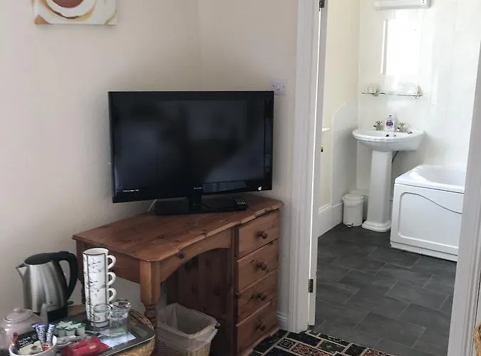 The Downe Arms Bed & Breakfast Castleton (North Yorkshire)